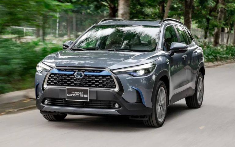 so-sanh-chi-phi-bao-duong-xe-hybrid-va-xe-xang