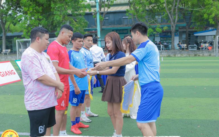 toyota-bac-giang-tai-tro-giai-bong-da-cup-tu-hung-ilskill
