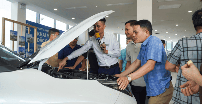 toyota-bac-giang-huong-dan-su-dung-xe-hybrid