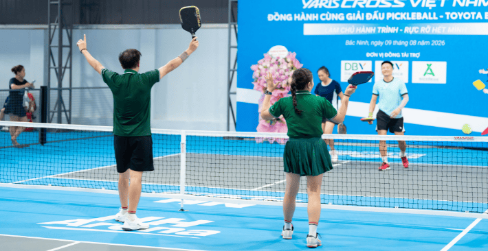 khong-khi-tai-giai-pickleball-yaris-cross-2026