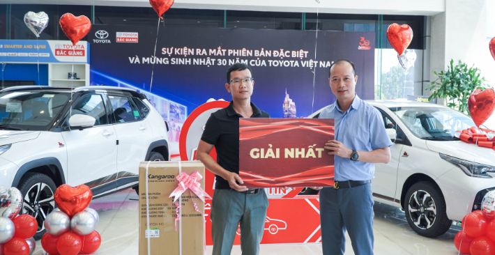 su-kien-mung-sinh-nhat-30-toyota-viet-nam-va-ra-mat-mau-xe-phien-ban-dac-biet