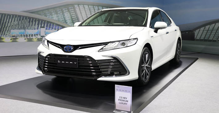 Toyota Camry 2022 sắp bán ở Việt Nam có gì đặc biệt?