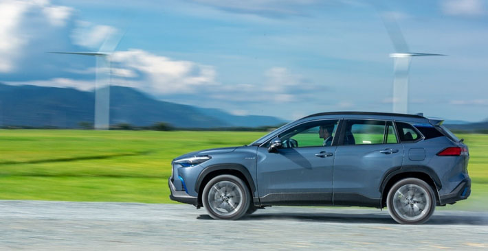 Công nghệ hybrid giúp Corolla Cross tiết kiệm xăng hơn 57%
