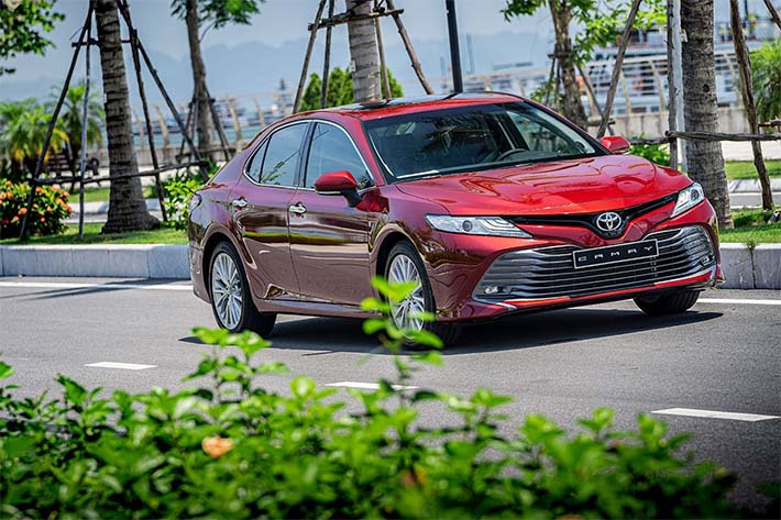 Đánh giá xe Toyota Camry ông vua phân khúc sedan hạng D tại Việt Nam