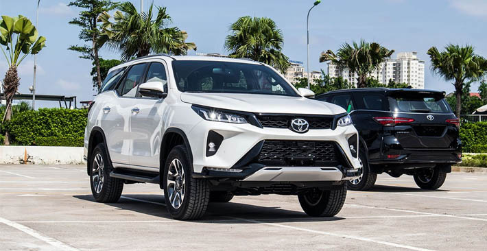 So sánh các phiên bản Toyota Fortuner 2021 tại Việt Nam