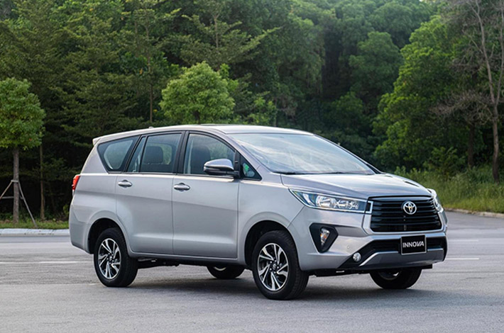 Toyota hỗ trợ 15 triệu lệ phí trước bạ khi mua xe Innova