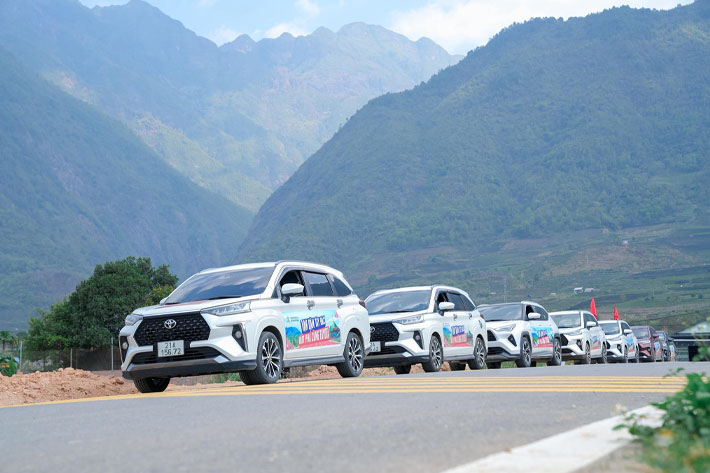 trai-nghiem-toyota-veloz-cross-tren-cung-duong-tay-bac-4