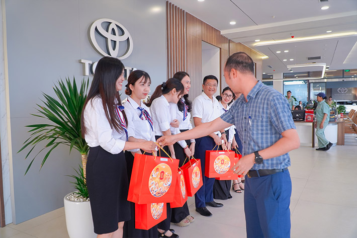toyota-bac-giang-trao-qua-trung-thu-2026