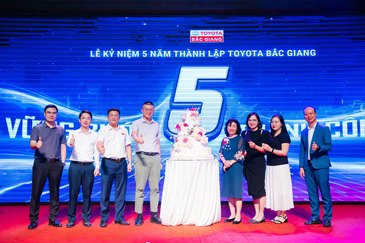 toyota-bac-giang-vui-mung-ky-niem-5-nam-ngay-thanh-lap-7