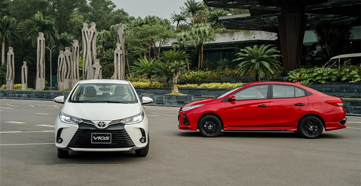 So sánh Toyota Vios E số sàn và Vios E số tự động