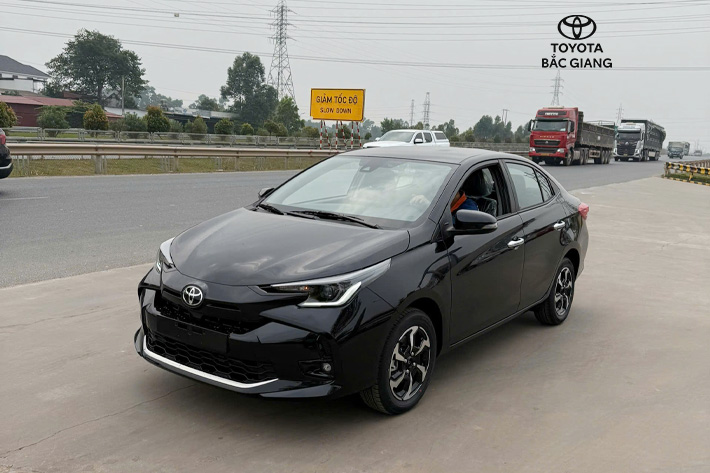 toyota-bac-giang-nhap-chiec-xe-thu-1000-3
