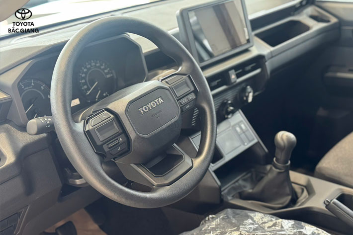 toyota-hilux-dan-dau-phan-khuc-ban-tai-thang-6-2026-3