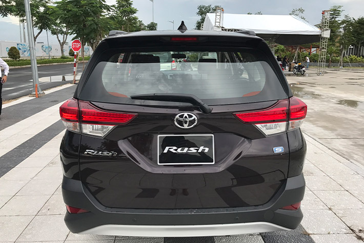 Toyota Rush - dòng xe 7 chỗ đáng mua của Toyota
