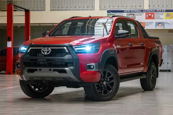 Toyota Hilux: Huyền thoại bán tải