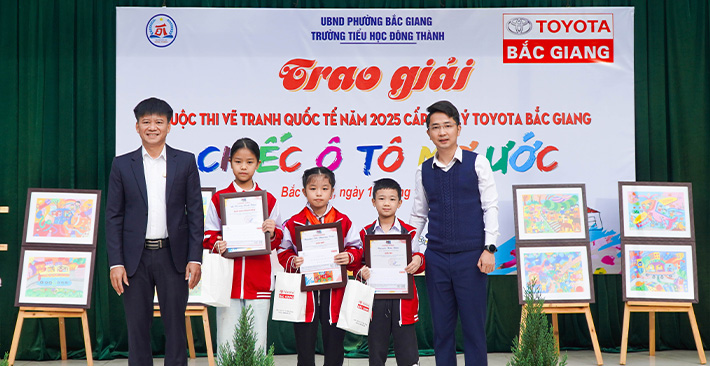 Toyota Bắc Giang Trao Giải Chiếc Ô Tô Mơ Ước 2025 Tại Trường Tiểu Học Đông Thành