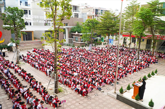 trao-giai-chiec-oto-mo-uoc-2025-tai-truong-tieu-hoc-dong-thanh-2