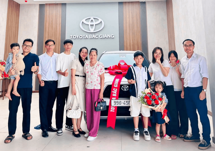 mua-yaris-cross-tai-bac-giang