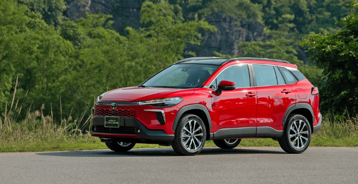 toyota-corolla-cross-hybrid